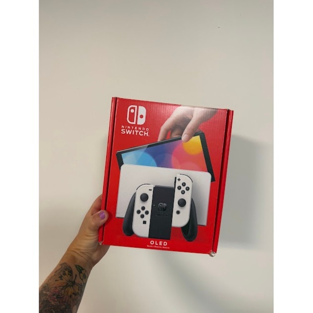 Gaming Nintendo Switch OLED Console Unisex White HEG-001 Bundle Extra Joy-Cons - Picture 9 of 9